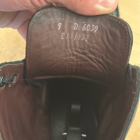 Allen Edmonds Longbranch Lug sole wingtip brogue boots - Picture 7 of 8